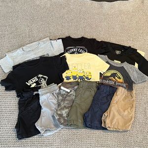 Lot of 6 each of 2T t-shirts and shorts